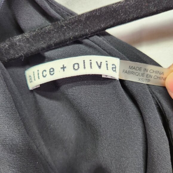 Alice + Olivia Silk Halter Top Size XS Cold Shoulder Ruffle Blouse Black - Picture 6 of 12